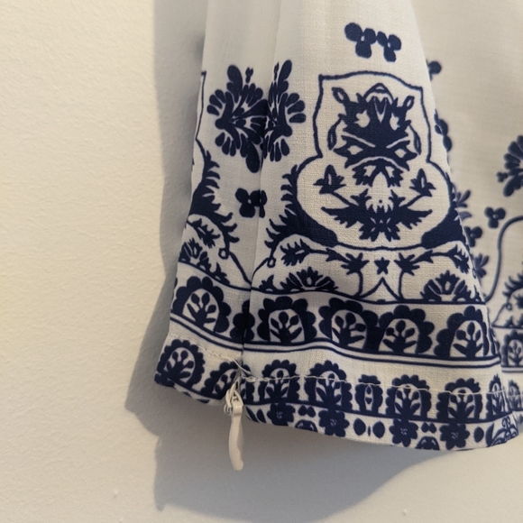 Two-Piece Short Sleeve & Shorts Set - Picture 6 of 7